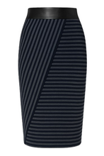 Load image into Gallery viewer, Midi Pencil Skirt Stripped