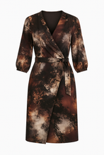 Load image into Gallery viewer, Print Wrap Dress