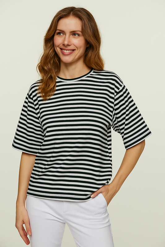 Conquista Μπλούζα Casual Στρογγυλή Λαιμόκοψη Ριγέ Jersey Μαύρη Λευκή C241-019-00