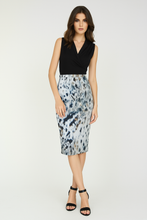 Load image into Gallery viewer, Leopard Print Elastic Gabardine Pencil Skirt