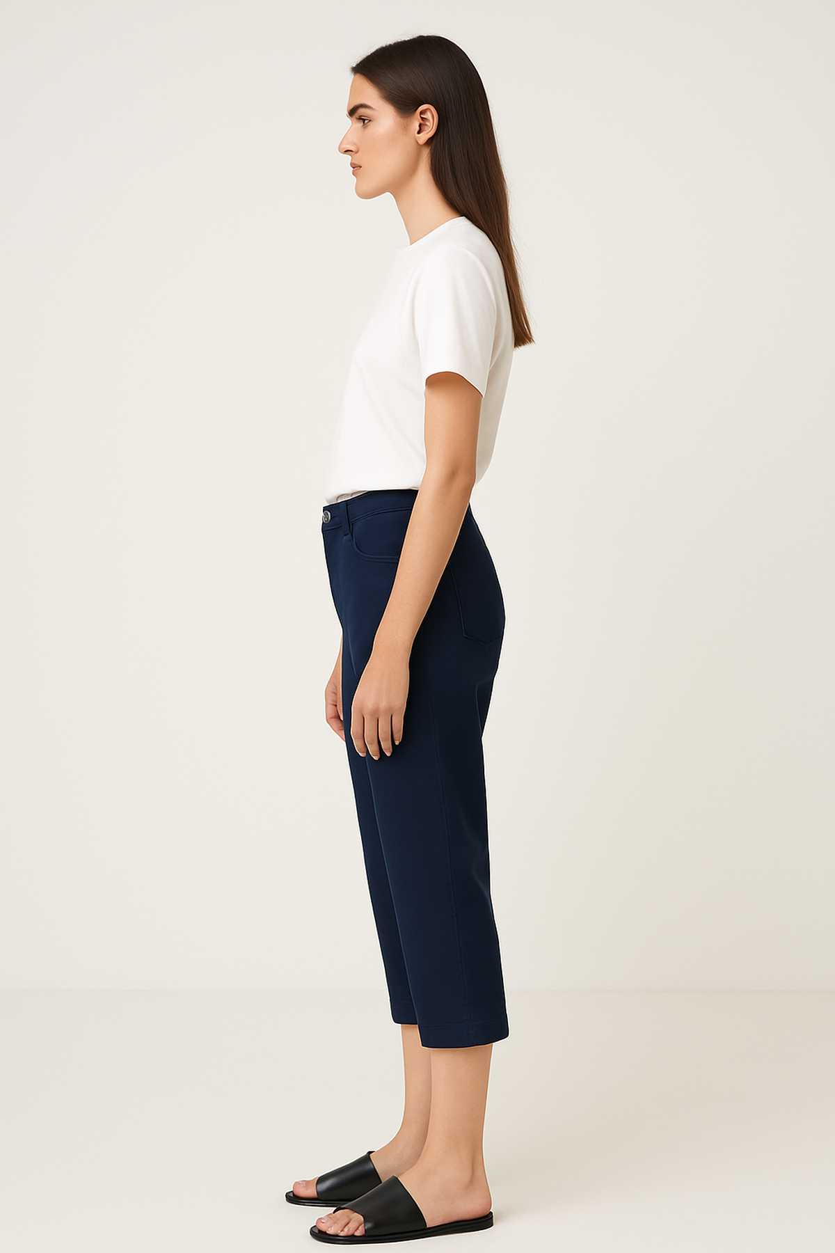 Women’s Gabardine Cotton Elastane Cropped Pants – Navy Blue