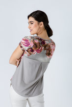 Load image into Gallery viewer, Short Sleeve Floral Top