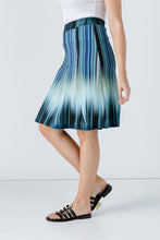 Load image into Gallery viewer, Print Cloche Skirt