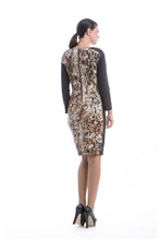 Load image into Gallery viewer, Straight Print Dress Conquista