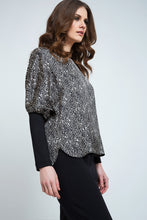 Load image into Gallery viewer, Sleeve Detail Print Top