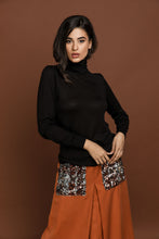 Load image into Gallery viewer, Black Turtleneck Pullover Si Fashion