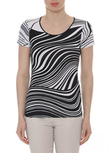 Load image into Gallery viewer, Round Neck Print Top Black