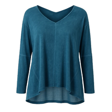 Load image into Gallery viewer, Batwing Sleeve Top