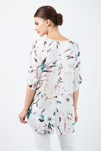 Load image into Gallery viewer, Print Satin Top with V Detail