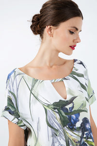 Print Top with V Neck Detail