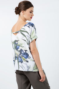 Print Top with V Neck Detail