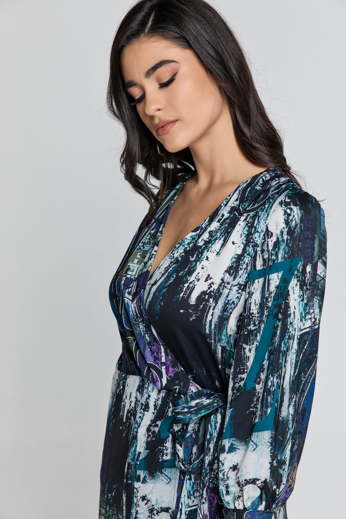 Μπλε φόρεμα με τύπωμα και κρουαζέ print