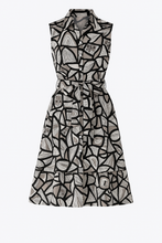 Load image into Gallery viewer, Black Print Dress with Belt