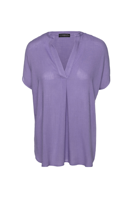 Sleeveless Lilac Top with a Mandarin Collar