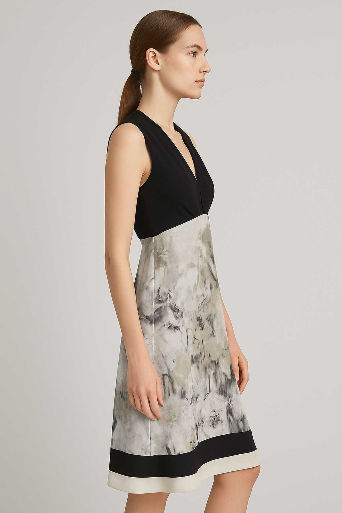 Black and Grey Floral Print Viscose-Elastane Jersey Dress