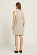 Load image into Gallery viewer, Sleeveless Linen Dress with Contrast Pockets