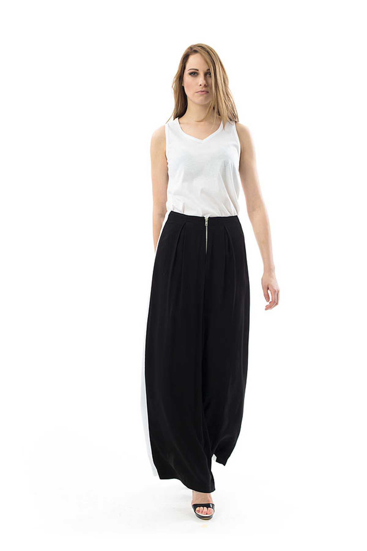 Wide Leg Pants with Stripe Detail