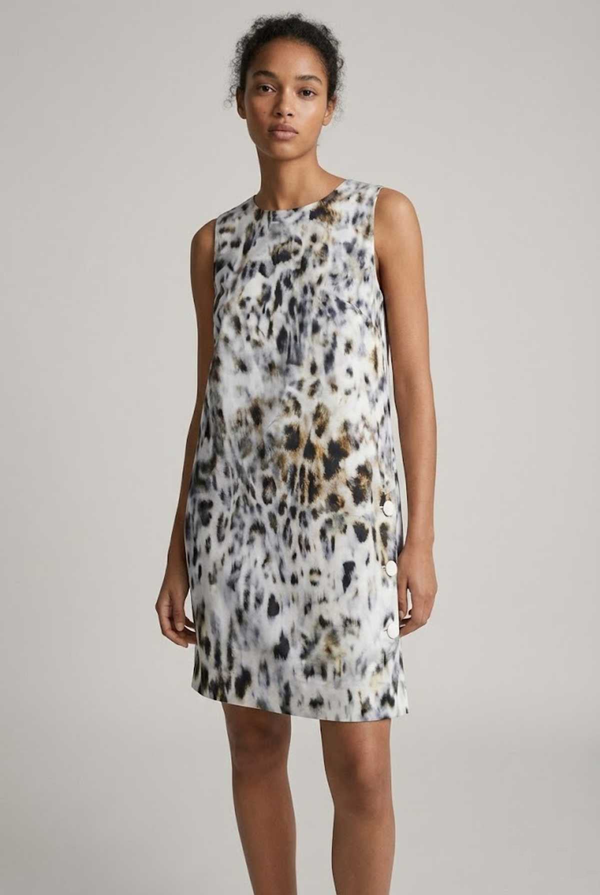 Φόρεμα με στάμπα χωρίς μανίκια και μανίκια