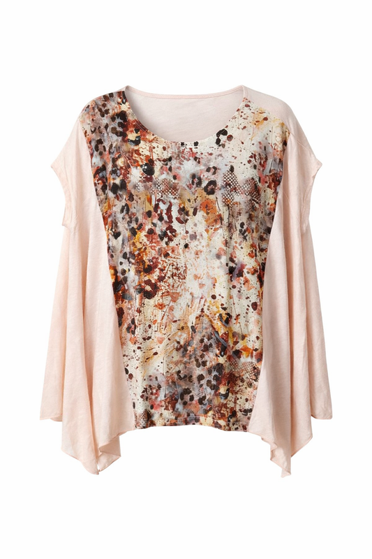 Flowing Draped-Sleeve Top with Artistic Print – Effortless Elegance and Modern Comfort