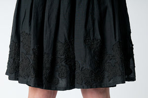 Embroidery Detail Pleated Skirt