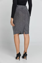 Load image into Gallery viewer, Black Lurex Pencil skirt Conquista