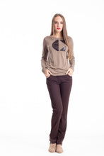 Load image into Gallery viewer, C&#39; Logo Long Sleeve Top camel