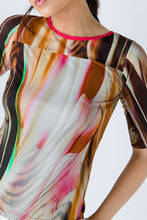 Load image into Gallery viewer, Fitted Print Top in Stretch Jersey