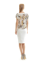 Load image into Gallery viewer, Silky Short Sleeved Print Top