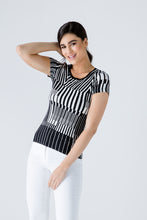 Load image into Gallery viewer, Short Sleeve Black and White Top