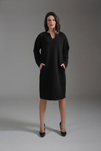 Load image into Gallery viewer, Relaxed Long Sleeve Sack Style Midi Dress in Quilt Jersey with Side Pockets