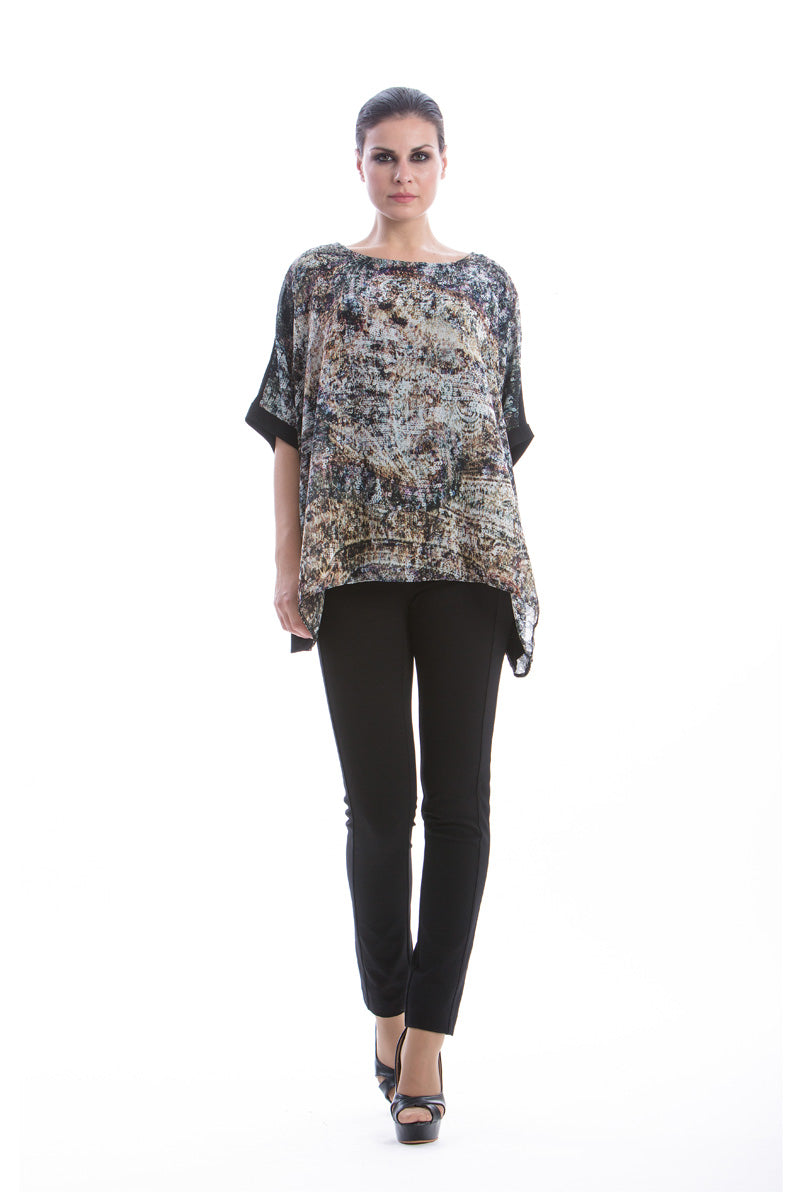Oversized Print Top with Sequins