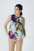 Load image into Gallery viewer, Royal Blue Keyhole Detail Print Top