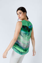 Load image into Gallery viewer, Green Keyhole Detail Print Top