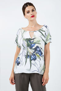 Print Top with V Neck Detail