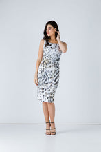 Load image into Gallery viewer, Animal Print Zip Detail Dress