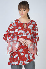Load image into Gallery viewer, Loose Fit Print Top with Bell Sleeves