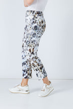 Load image into Gallery viewer, Animal Print Fitted Pants