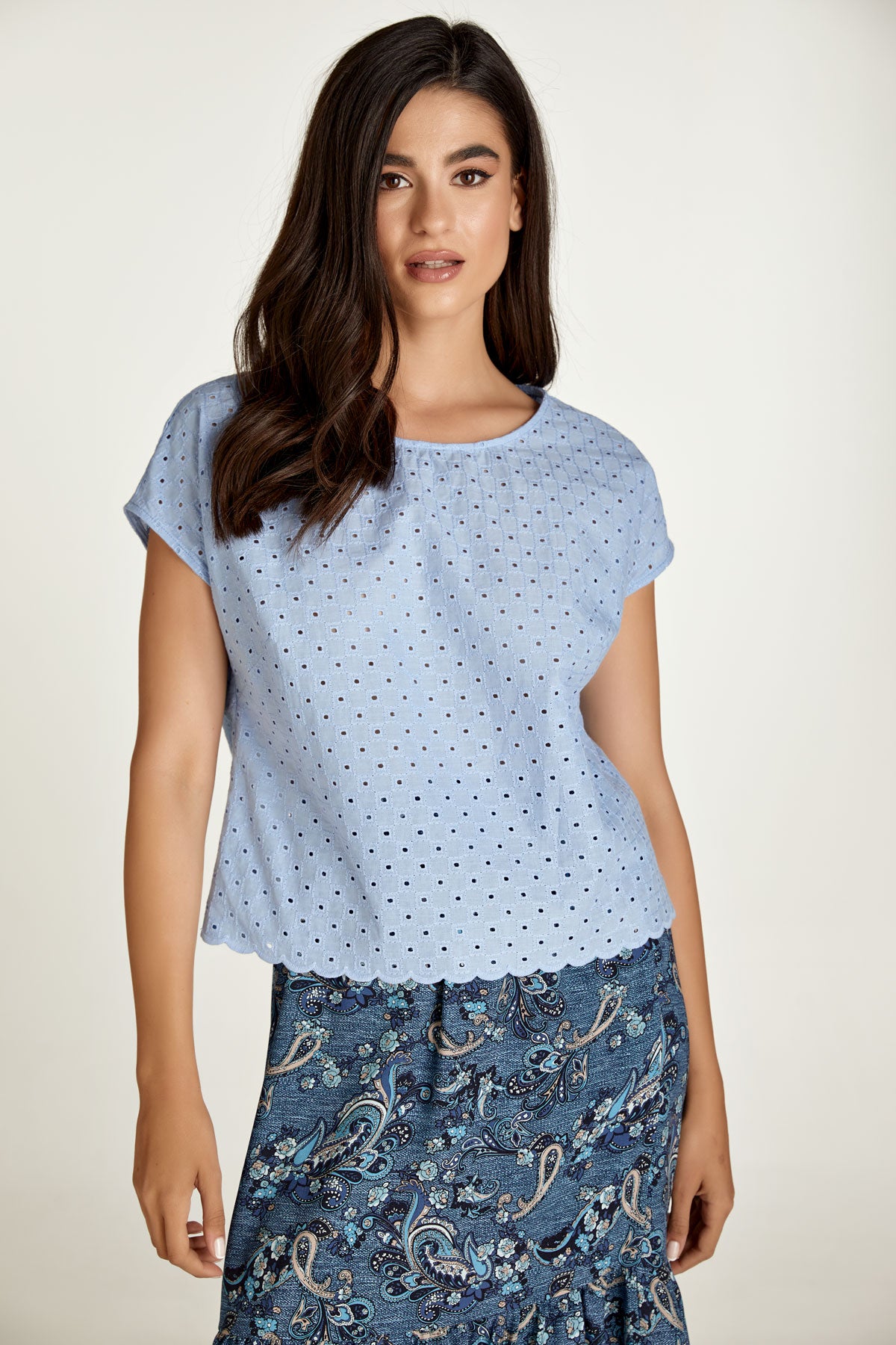 Conquista Μπλούζα Casual Κοντομάνικη Δαντέλα Broderie Anglaise Μονόχρωμη Γαλάζια C211-326-60