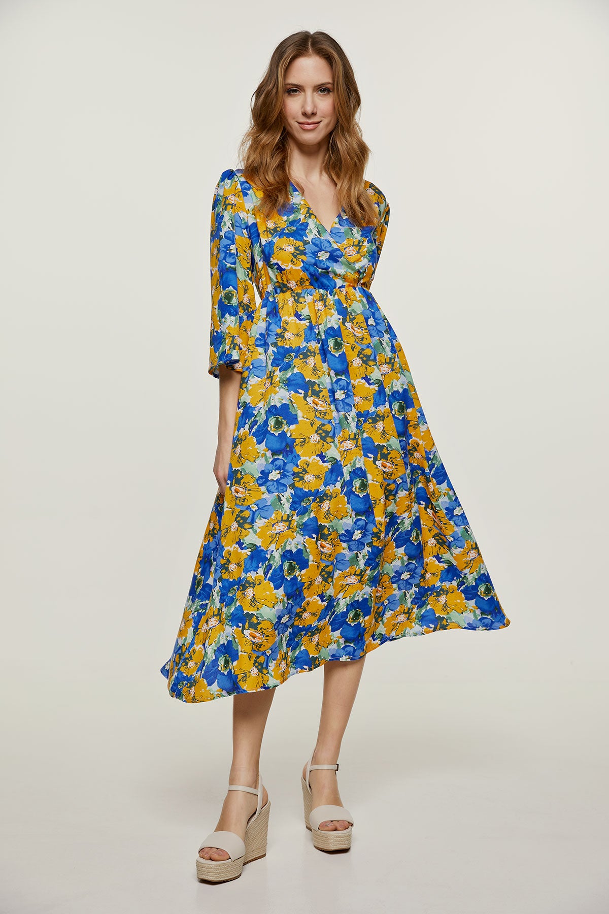 Conquista Φόρεμα Midi Casual Κρουαζέ V-Λαιμόκοψη Με Βολάν Floral Μπλε C221-096-06