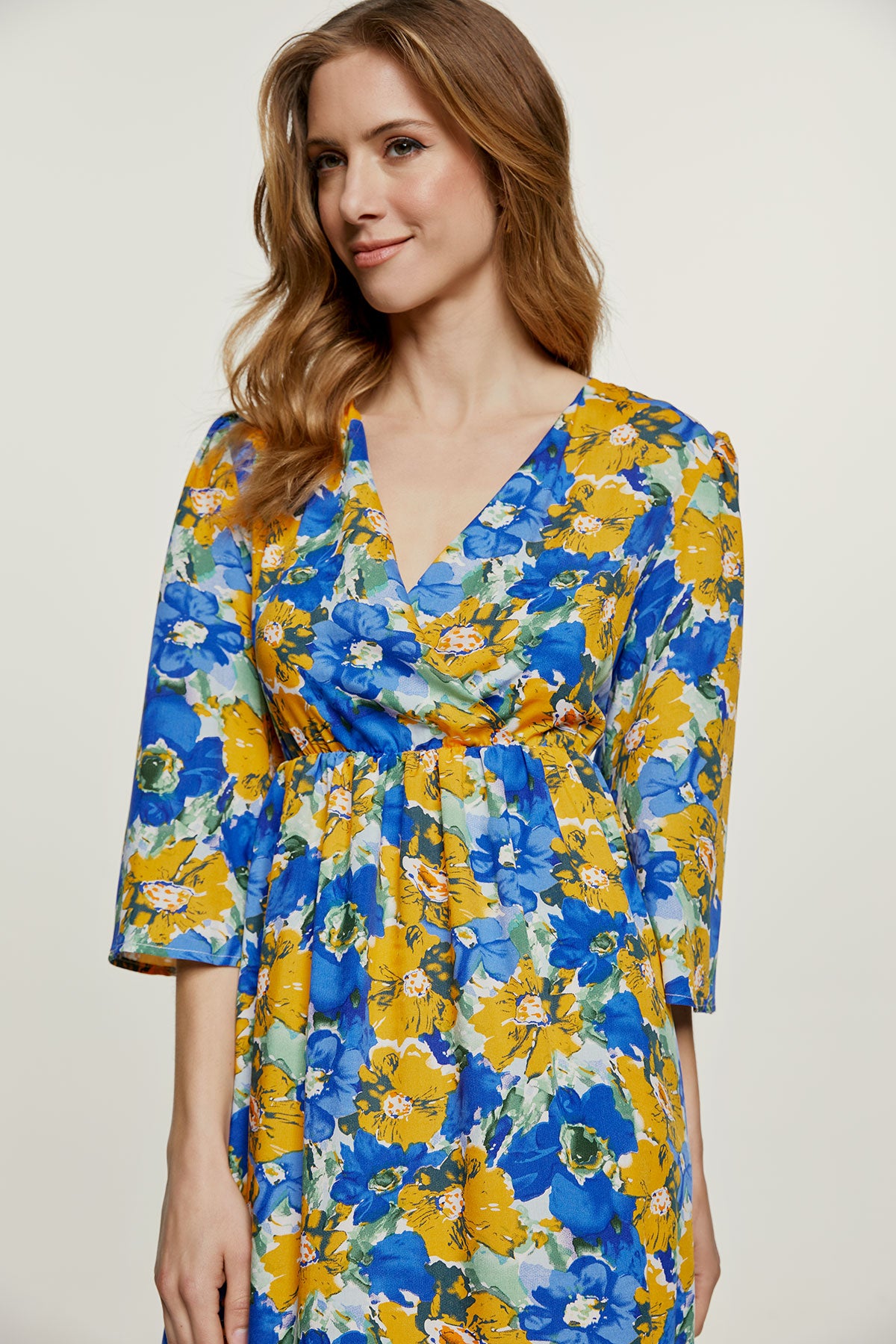 Conquista Φόρεμα Midi Casual Κρουαζέ V-Λαιμόκοψη Με Βολάν Floral Μπλε C221-096-06
