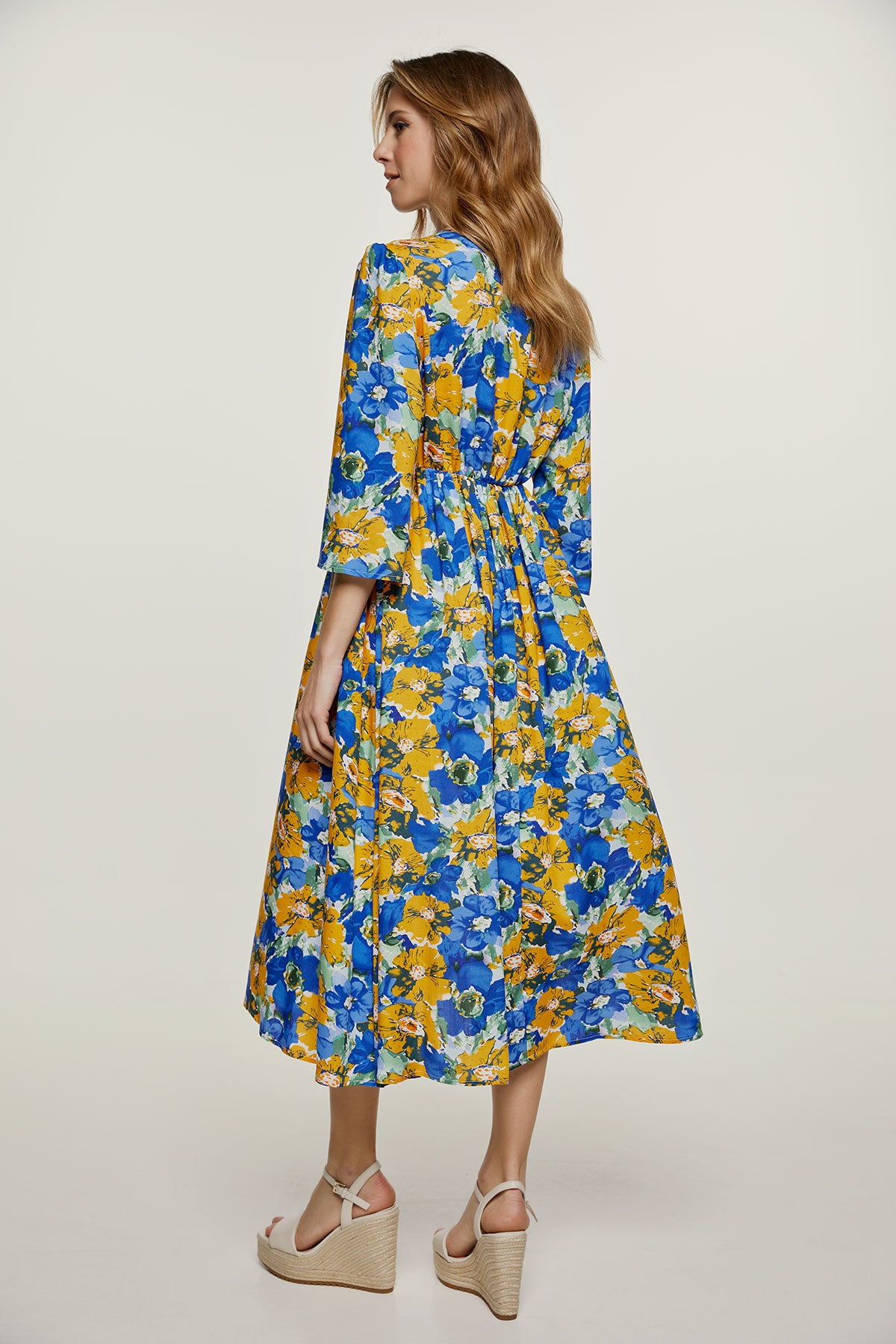 Conquista Φόρεμα Midi Casual Κρουαζέ V-Λαιμόκοψη Με Βολάν Floral Μπλε C221-096-06