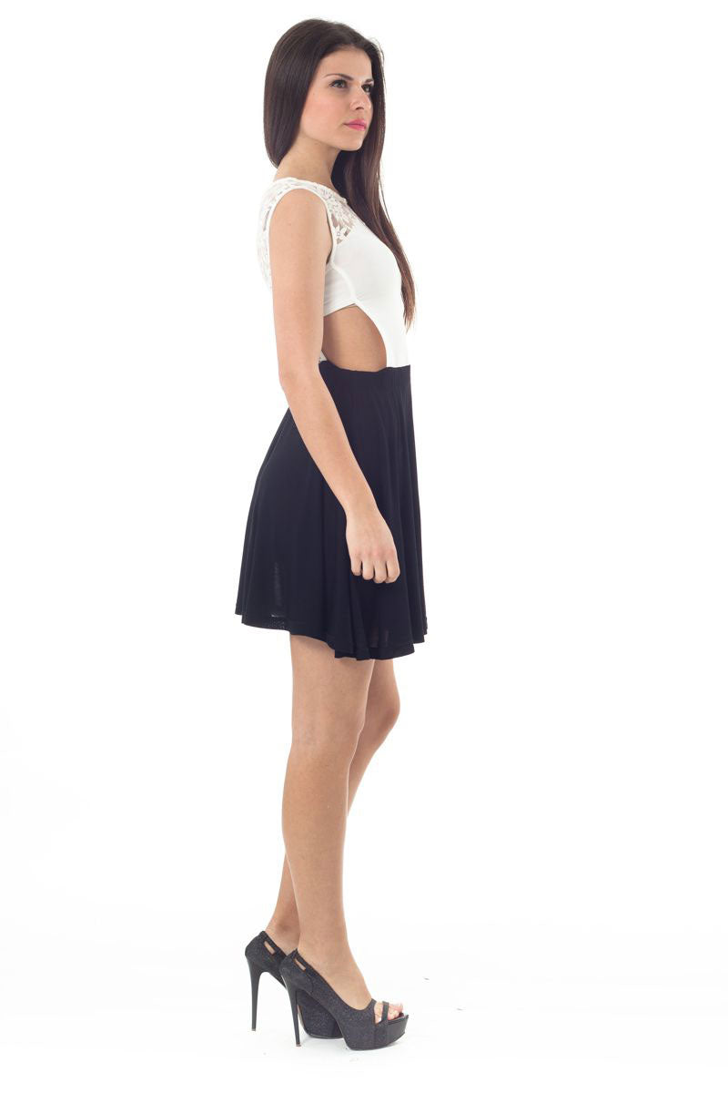 Conquista Φόρεμα Mini Casual Αμάνικο Στρογγυλή Λαιμόκοψη Με Δαντέλα Δίχρωμο Εκρού-Μαύρο Y31.088